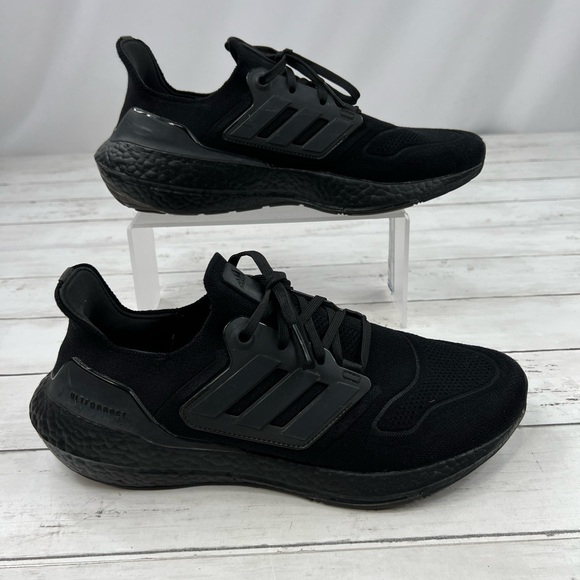 Adidas UltraBoost 22 Men’s Size 11 Triple Black Shoes Sneakers - Picture 5 of 12